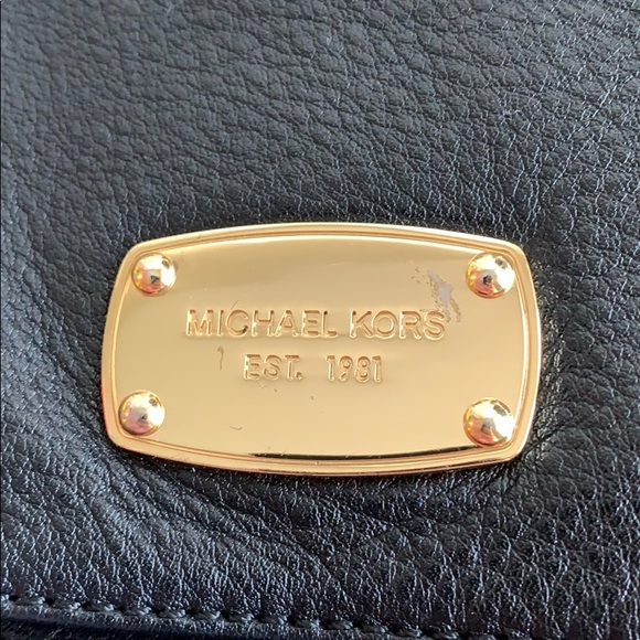 Michael Kors Crossbody Bag - Picture 3 of 8